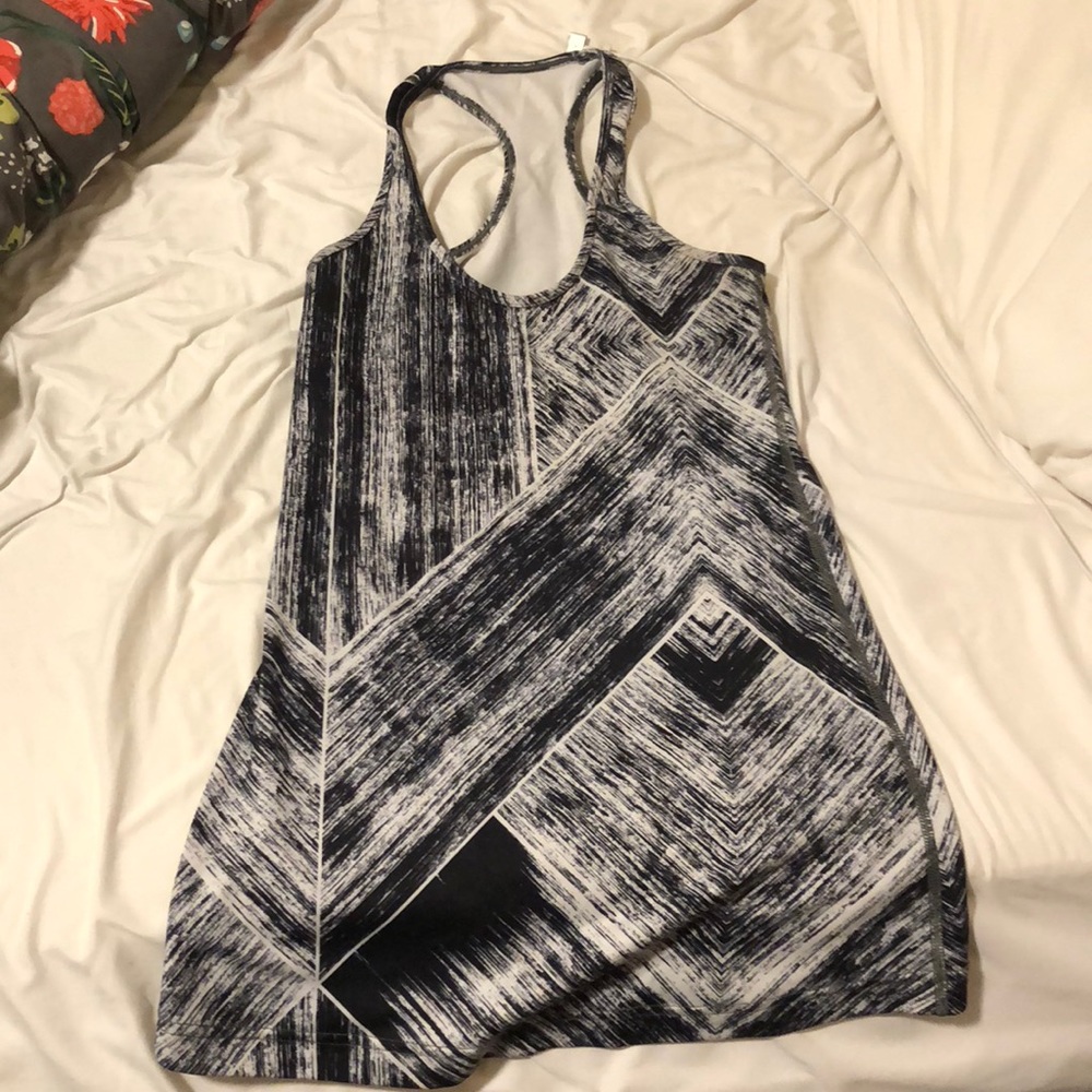 Lululemon Tank Size 4